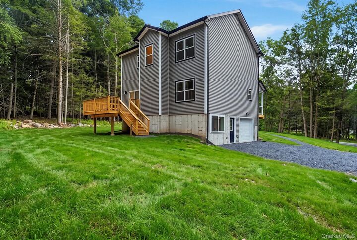 Property Photo:  804 Peenpack Trail  NY 12780 