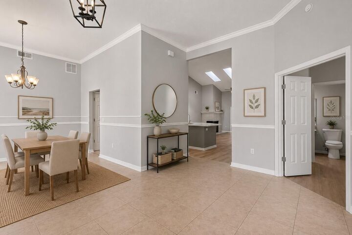 Property Photo: 623 Yorkshire Drive FL 32765