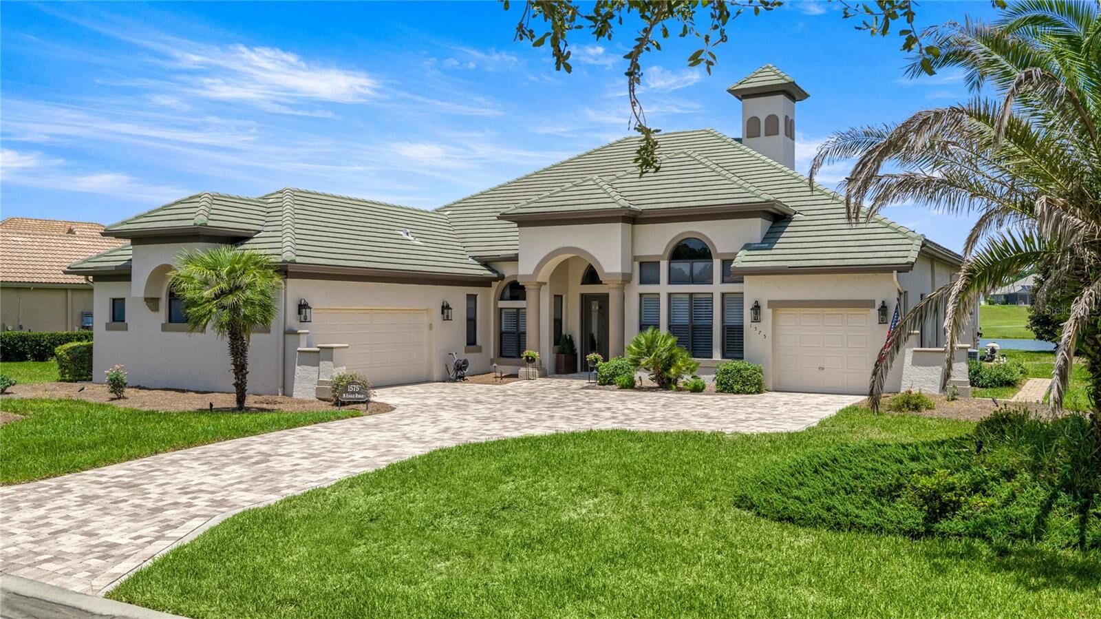 Property Photo: 1575 N Eagle Ridge Path FL 34442