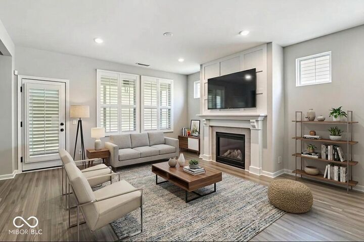 Property Photo: 1470 Hideaway Circle IN 46112