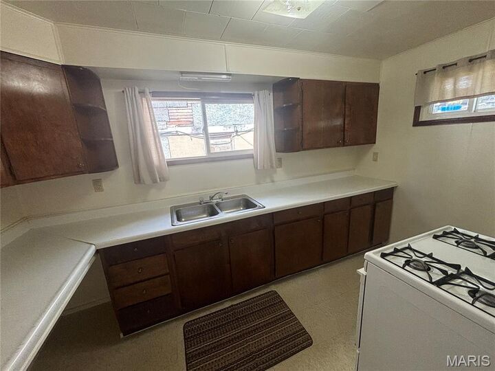 Property Photo:  210 N Griffith Street  MO 63401 