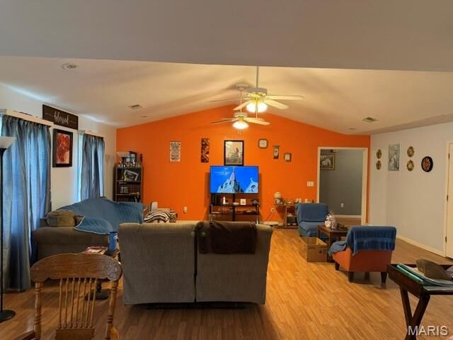Property Photo: 807 Cotton Ridge Drive MO 63801