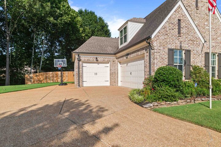 Property Photo:  1060 Tuscarora Cv  TN 38017 