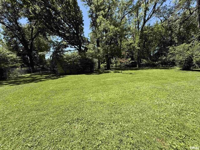 Property Photo:  1312 W Sycamore Street  IL 62901 