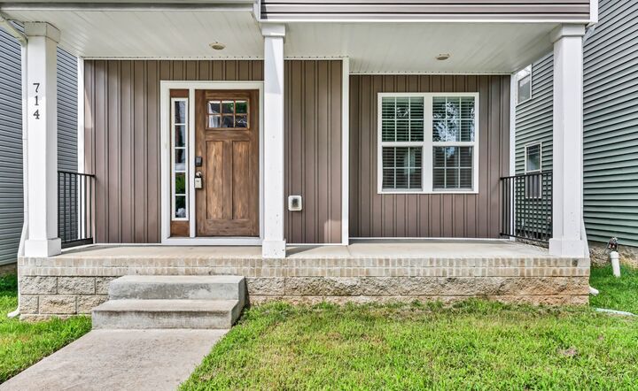 Property Photo: 714 Perkins Ave TN 37040