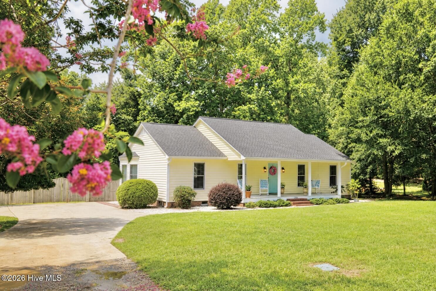 Property Photo:  306 Lafayette Street  NC 28411 