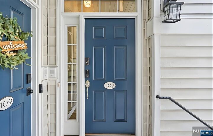 Property Photo:  107 Brittany Court 281  NJ 07013 