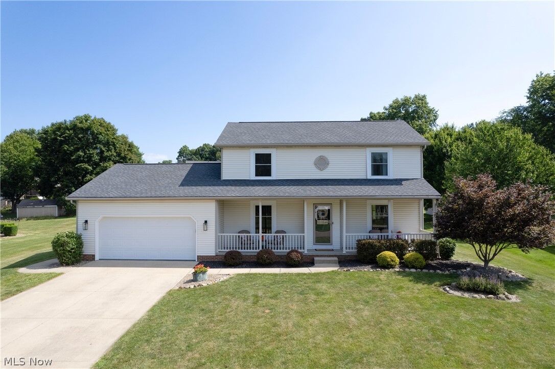 Property Photo:  1547 Gulf Street NW  OH 44685 