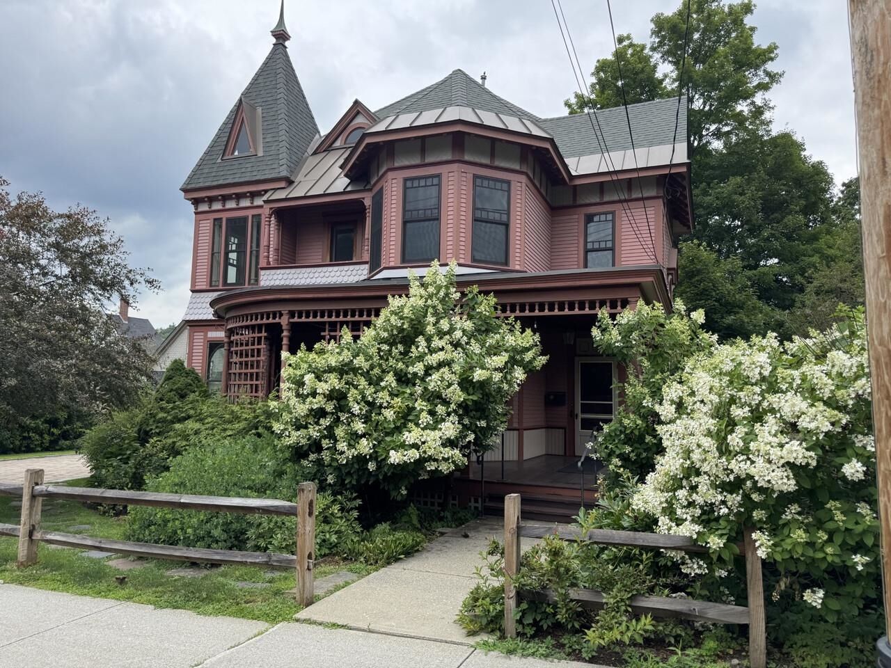 Property Photo: 26 Loomis Street VT 05602