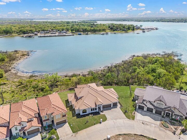Property Photo: 9065 Lakeside Drive TX 76179