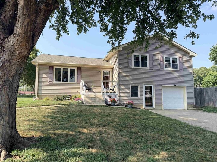 Property Photo:  202 N 6th St  IA 51034 