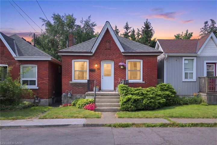 58 Edinburgh Avenue — photo 1