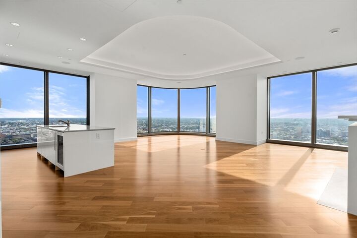 Property Photo:  1 Dalton Street 4504  MA 02115 