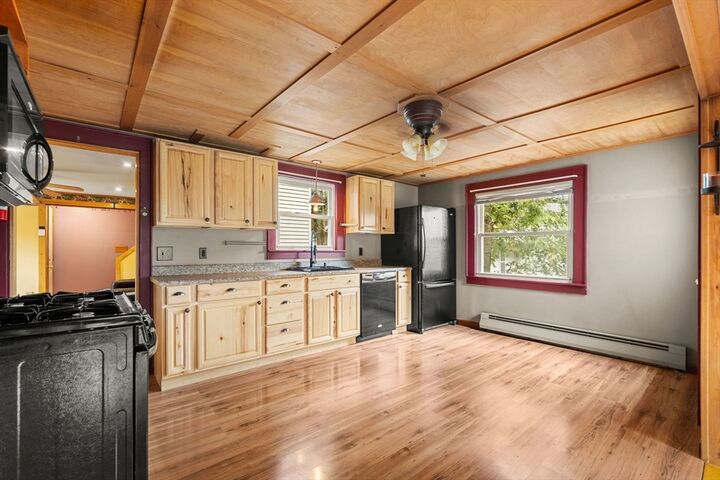 Property Photo: 118 E Meadow Rd MA 01854