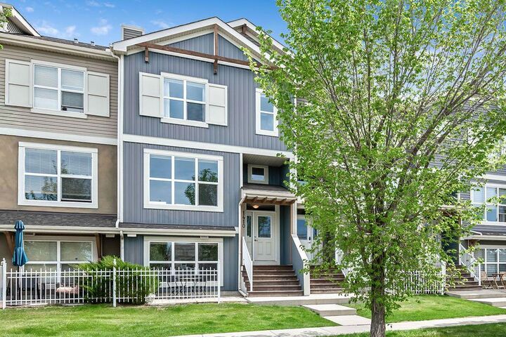10 Auburn Bay Avenue SE 1410 — photo 1