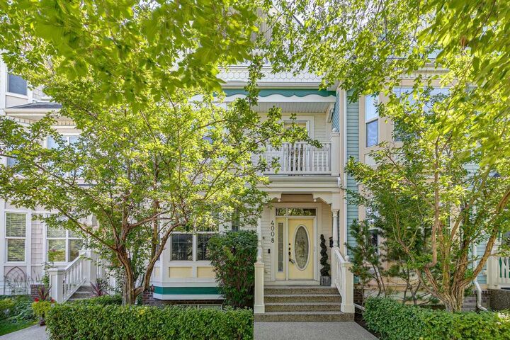 Property Photo: 4008 Garrison Boulevard SW AB T2T 6N6