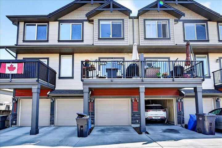 Property Photo:  280 Williamstown Close NW 2003  AB T4B 4B6 