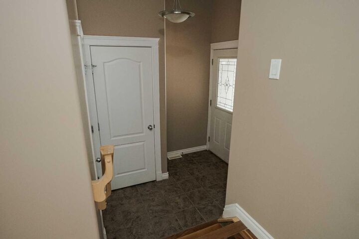 Property Photo:  193 Ocoffey Crescent 18  AB T9K 0B7 