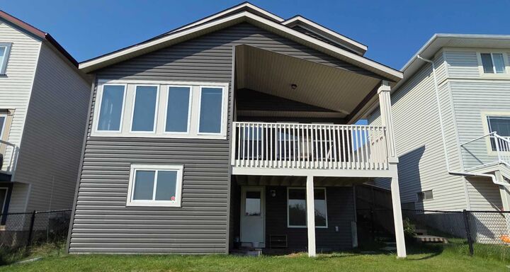 Property Photo:  210 Panamount Hill NW  AB T3K 5P5 