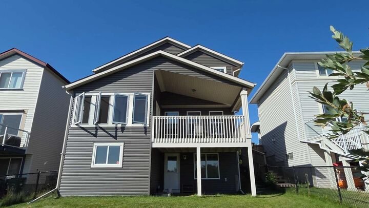 Property Photo: 210 Panamount Hill NW AB T3K 5P5