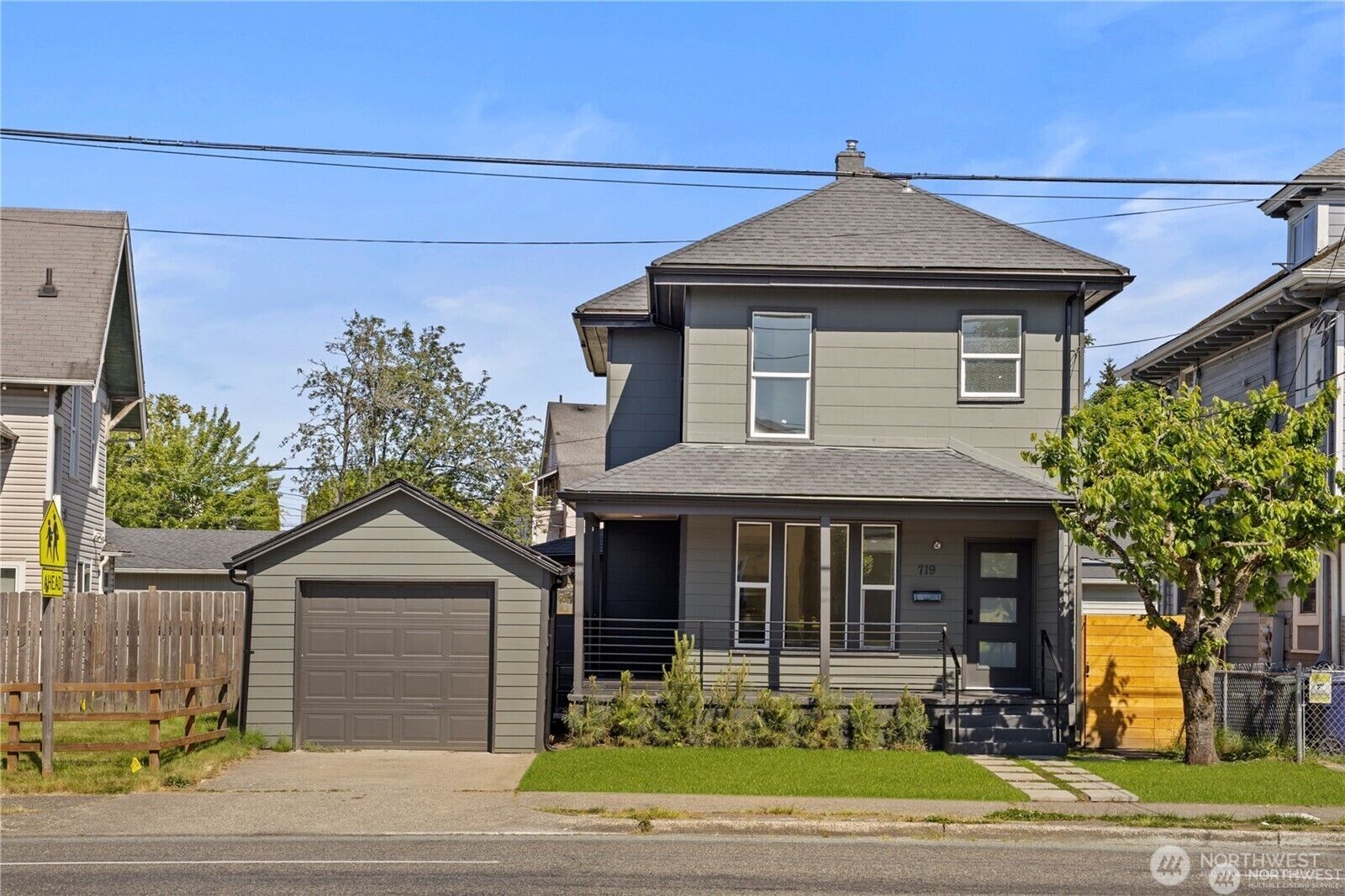 Property Photo:  719 S Spraque Ave  WA 98405 