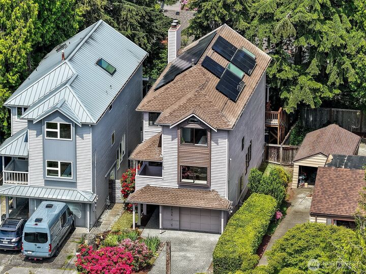Property Photo: 3834 NE 86th Street WA 98115