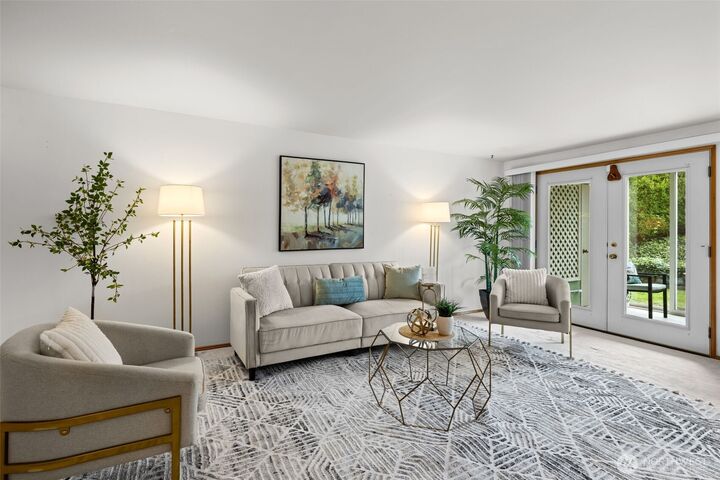 Property Photo: 233 3rd Avenue S 101 WA 98020