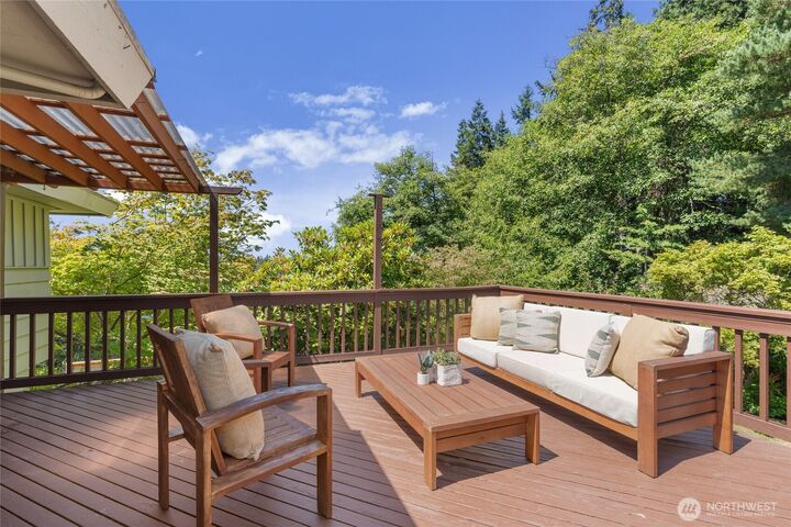 Property Photo:  7301  179th Street SW  WA 98026 