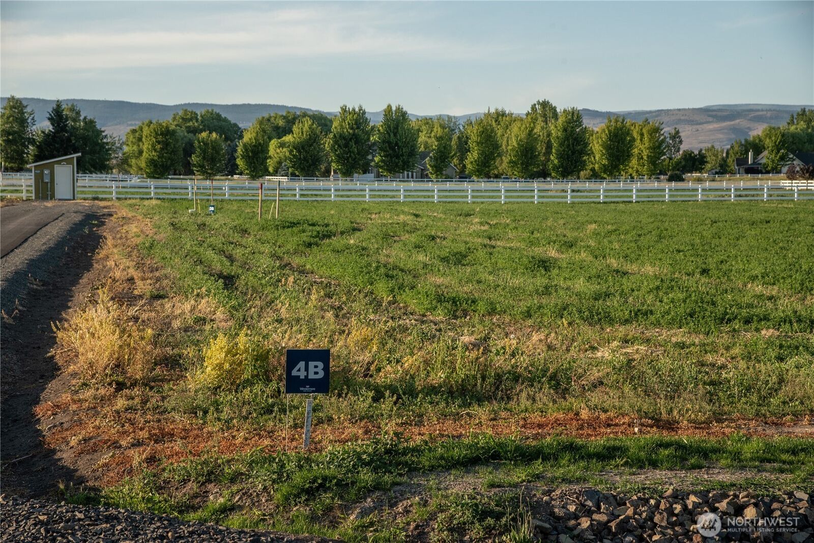 Property Photo:  4 B  Look Road  WA 98926 