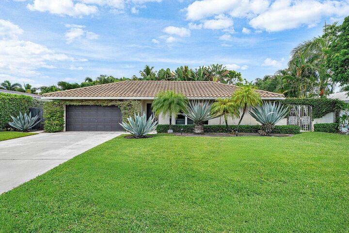 Property Photo: 855 Berkeley Street FL 33487
