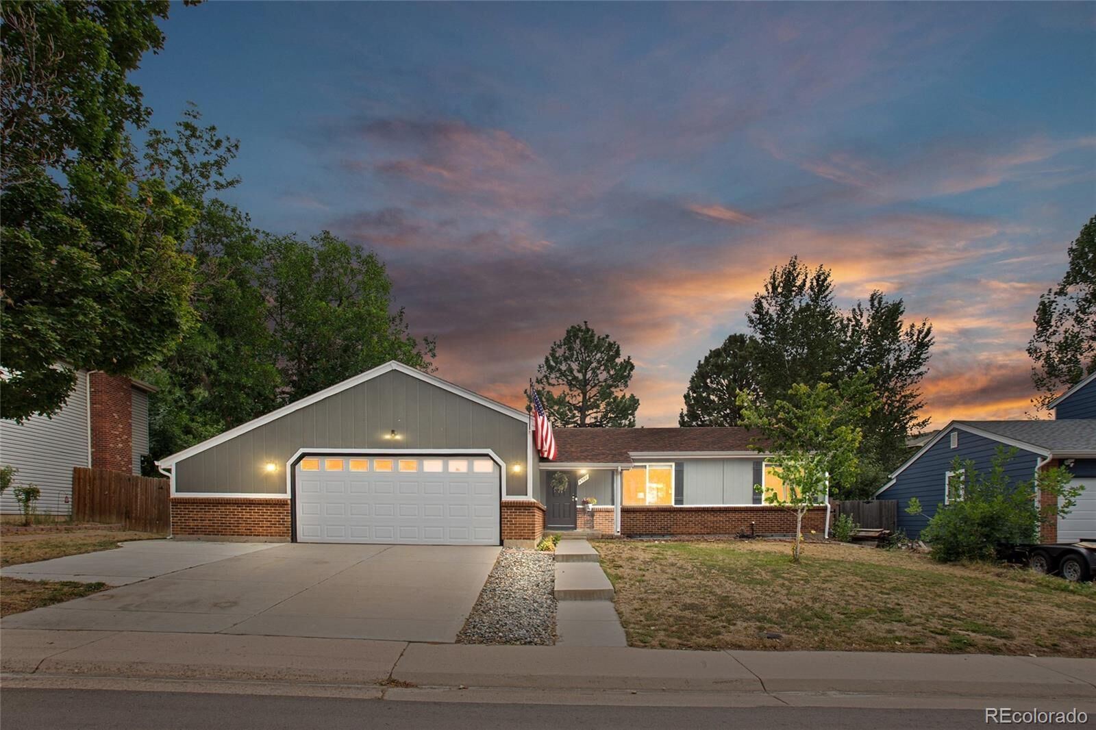 Property Photo: 4582 S Fraser Way CO 80015