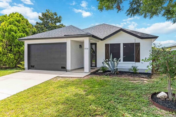 Property Photo:  9714 Claudia Cir  TX 78251 