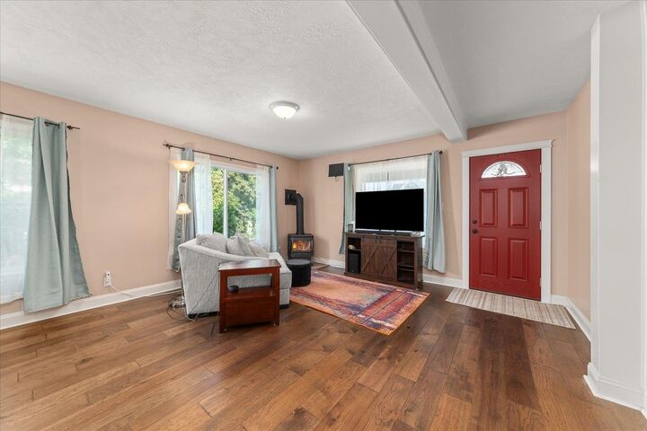 Property Photo: 2108 E Providence Ave WA 99207
