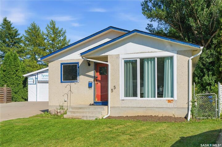 Property Photo: 55 Trident Crescent SK S7M 0P7