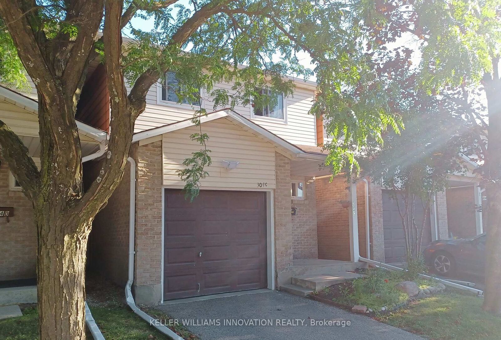 Photo de la propriété:  304 Bluevale Street N C  ON N2J 4G3 