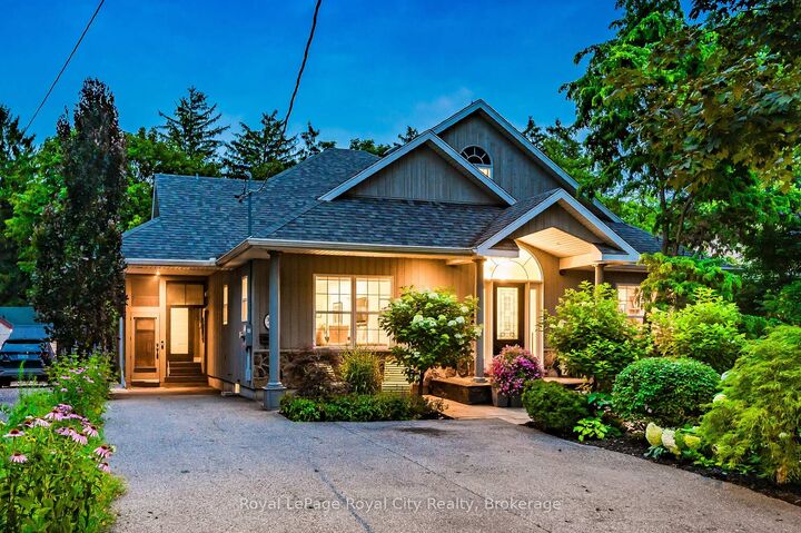 Property Photo: 33 Edgehill Drive ON N1H 5E3