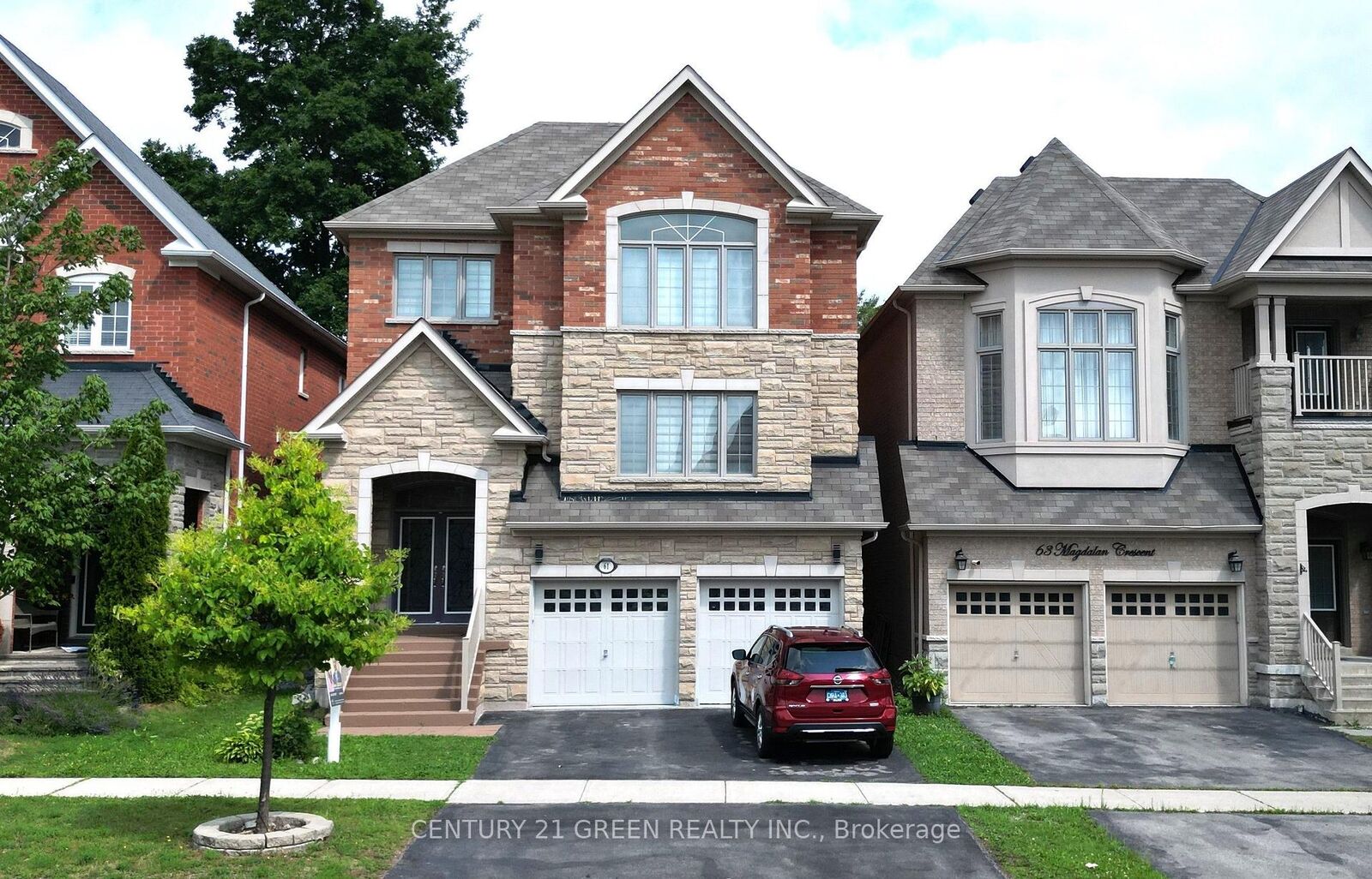 Property Photo: 61 Magdalan Crescent ON L4E 0W4