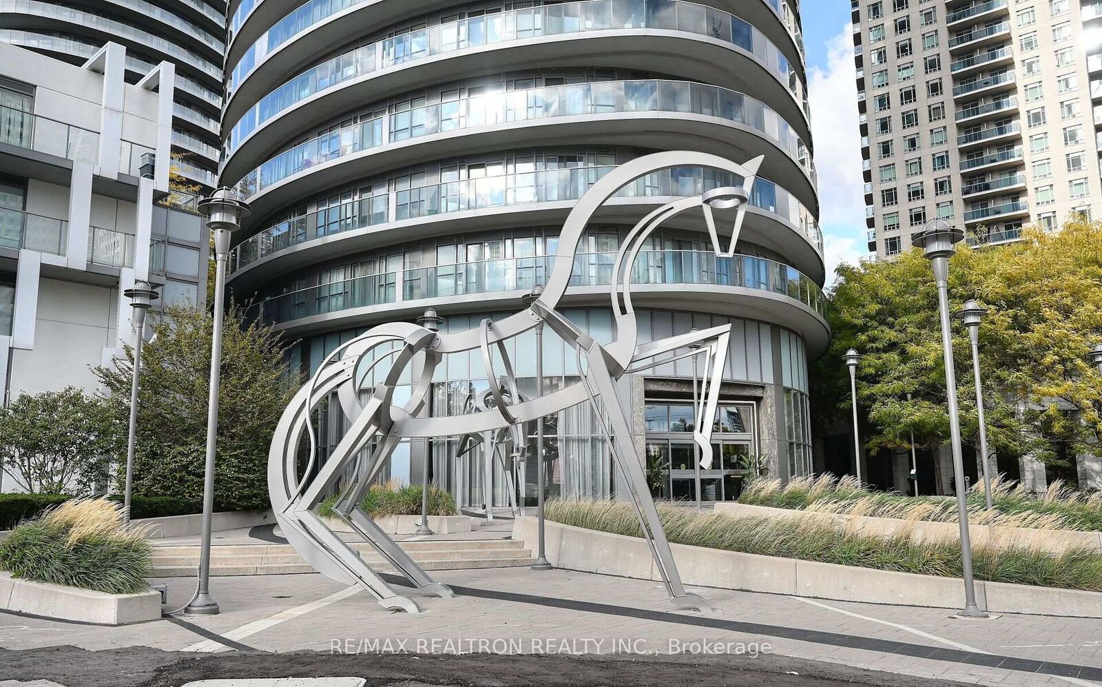 Property Photo: 60 Absolute Avenue 1502 ON L4Z 0A9