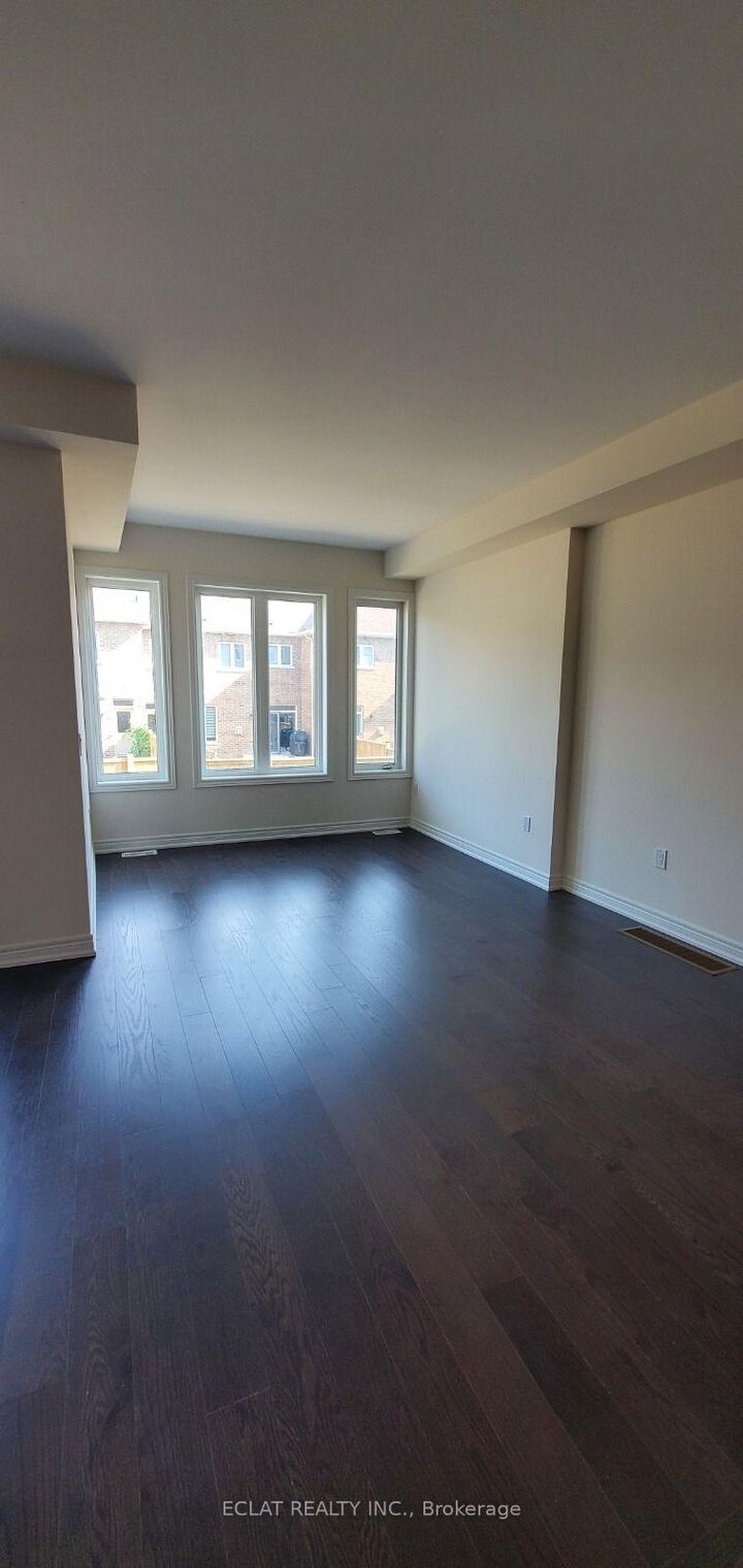 Property Photo:  1071 Garner Road E  ON L9G 0G9 