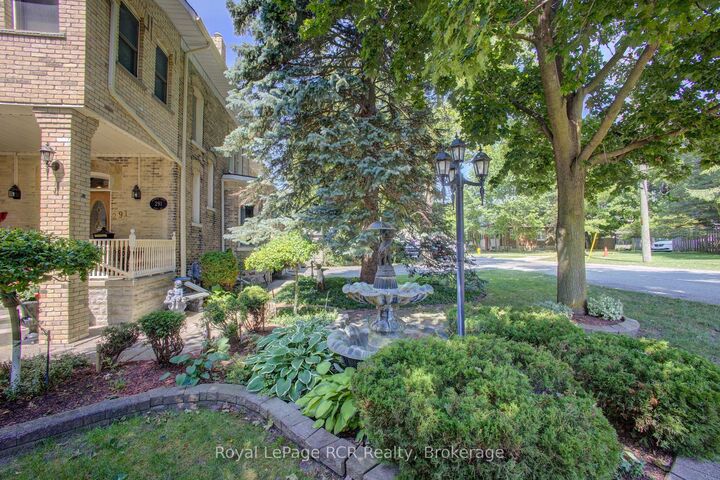 Property Photo: 291 Elma Street E ON N4W 2E2
