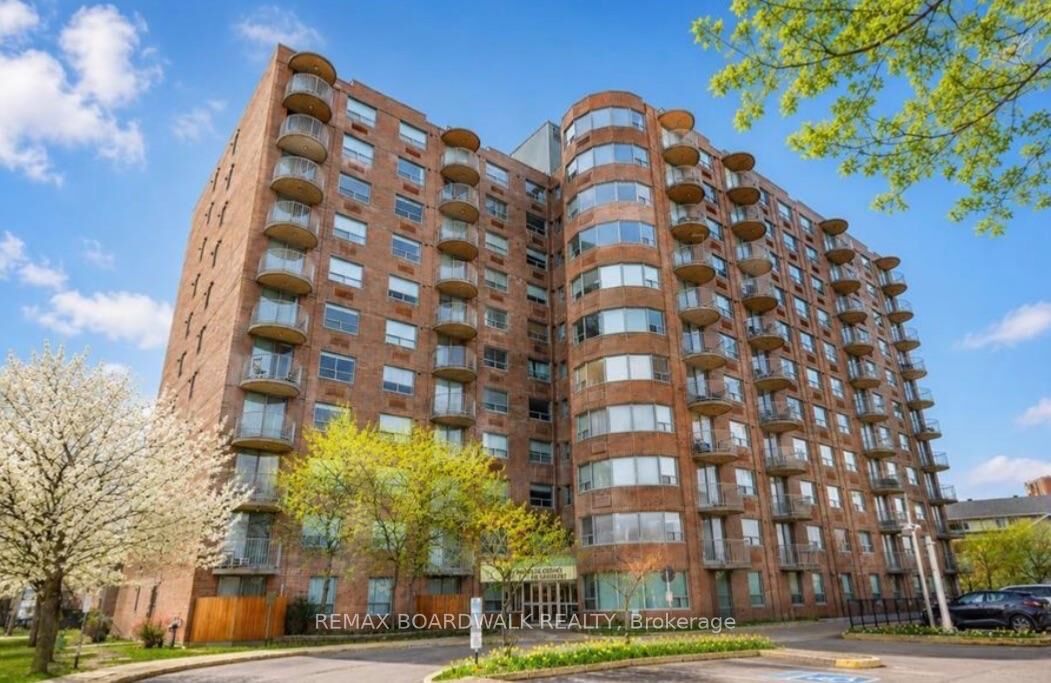 Property Photo: 1440 Heron Road 1103 ON K1V 0X2
