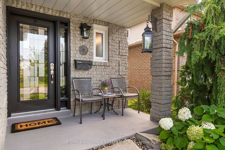 Property Photo: 51 Lyndale Crescent ON L1E 1W6