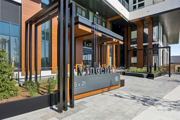 Photo de la propriété:  21 Meadowdale Road 709  ON L3Z 4G7 