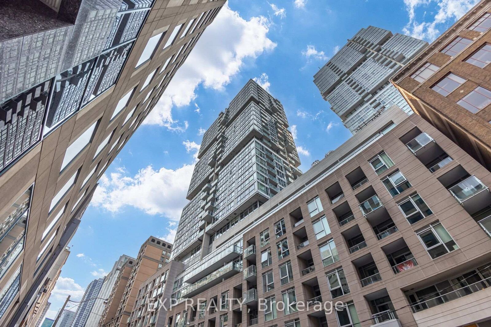 Property Photo: 199 Richmond Street W 303 ON M5V 0H4