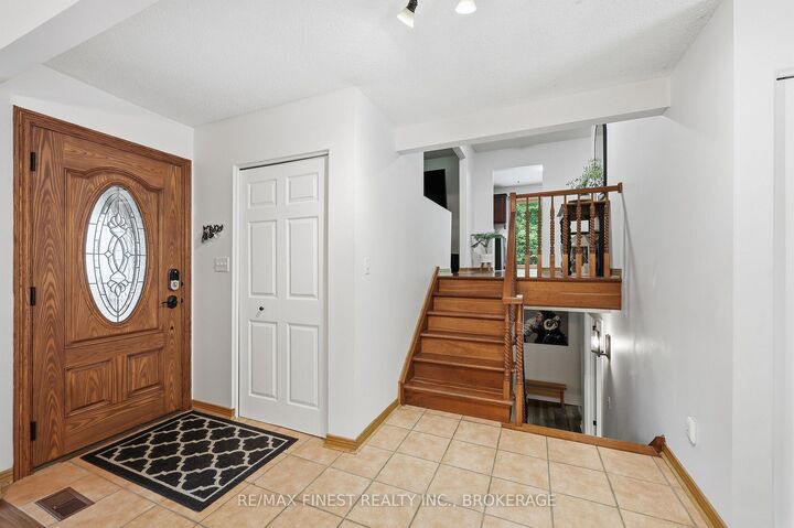 Photo de la propriété: 1465 Middle Road ON K7L 5H6