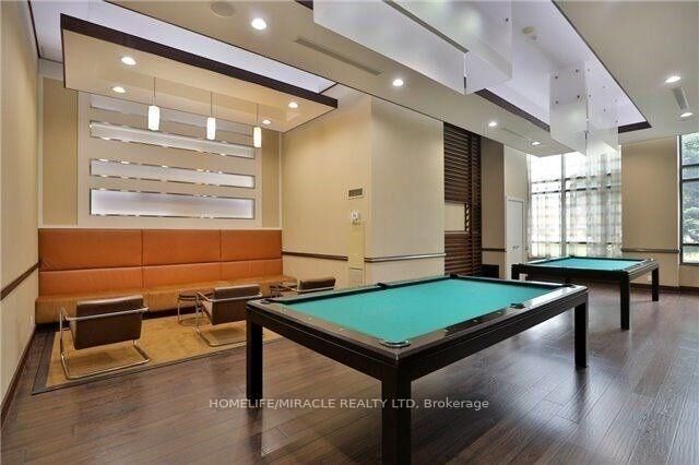 Property Photo:  330 Burnhamthorpe Road W 510  ON L5B 0E1 