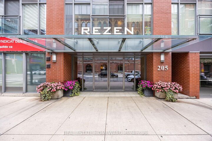 Property Photo:  205 Frederick Street 1001  ON M5A 4V3 