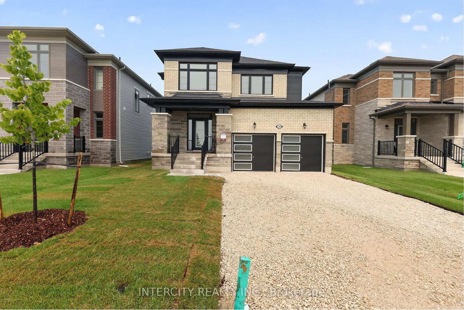 Property Photo: 30 Legacy Circle ON L9Z 0M5