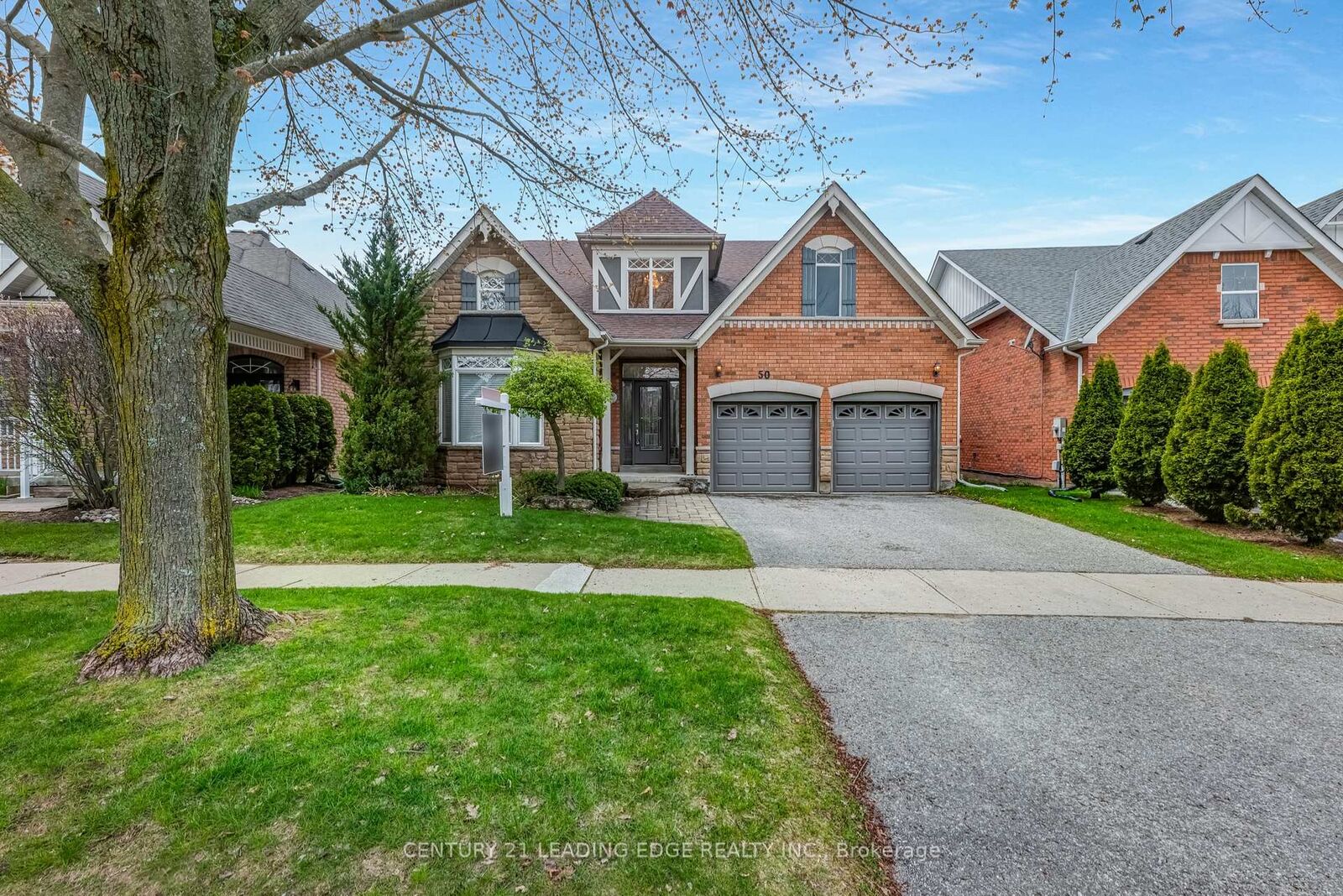 Property Photo: 50 Button Crescent ON L9P 1Z6