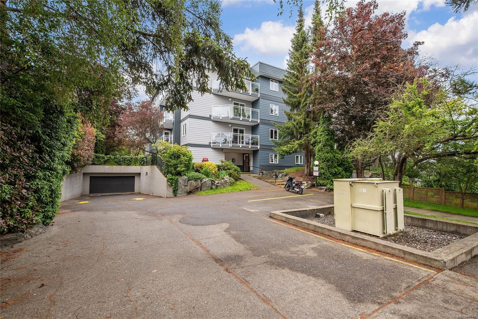 Property Photo:  949 Cloverdale Ave #208  BC V8X 2T4 